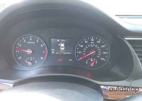 2018 Kia Cadenza Premium из США, поврежденный, VIN KNALB4J18J5127456